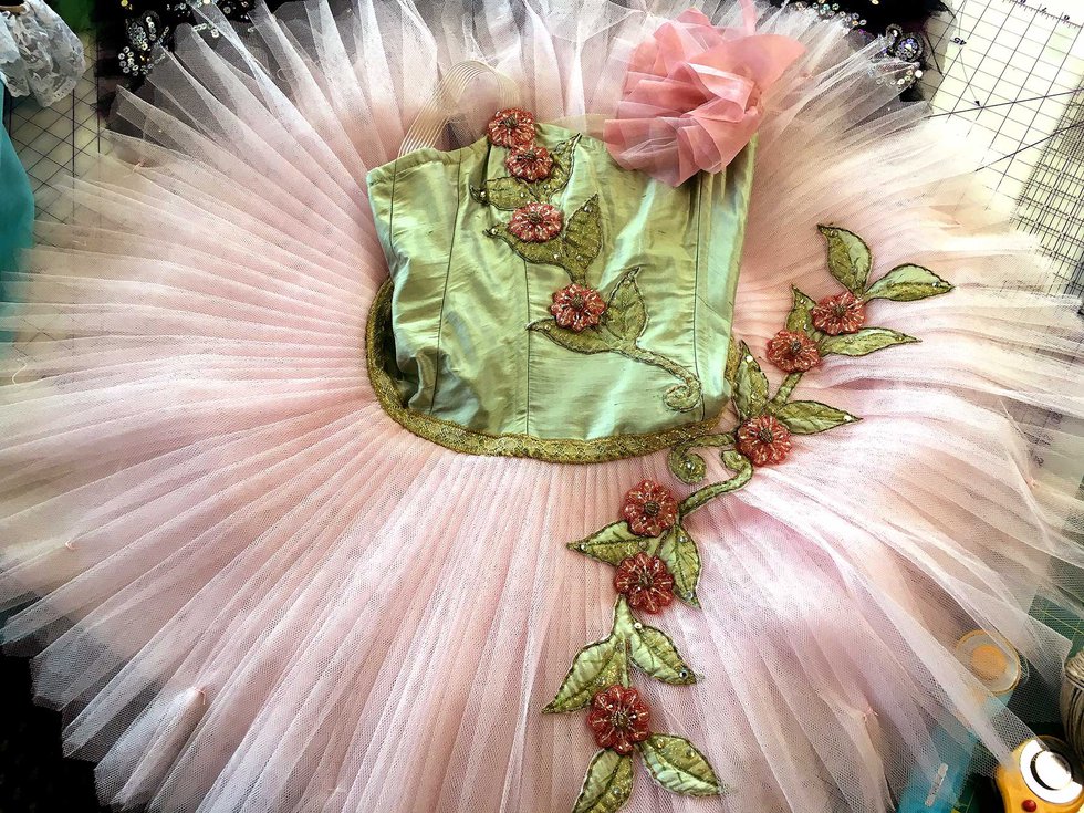 ICI-HAPPS-Alabama-Ballet-costume-director-profile4b.jpg